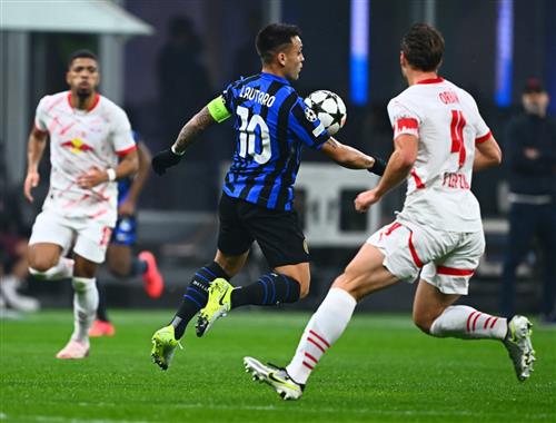 Inter Milan đấu với RB Leipzig