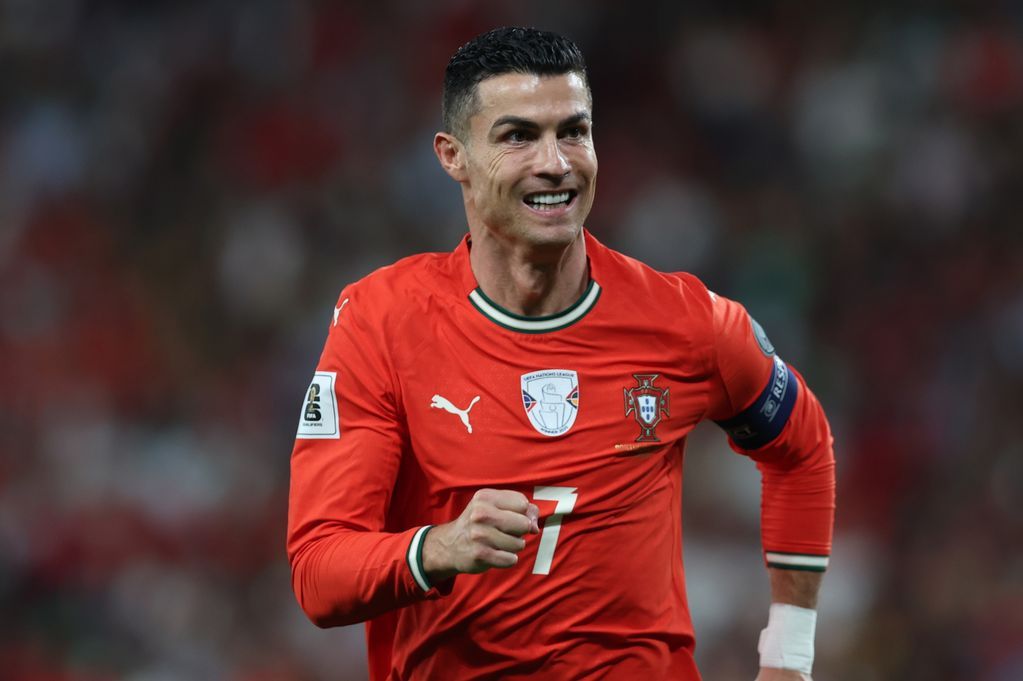 Cristiano Ronaldo: Mong fan Ireland đừng la ó quá nhiều, tôi sẽ cố tỏ ra tử tế